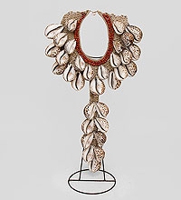26-007 Ожерелье аборигена (Папуа)