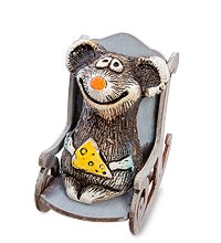 KK-616 Фигурка «Мышка с сыром в кресле-качалке» шамот