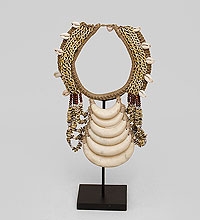 27-015 Ожерелье аборигена (Папуа)