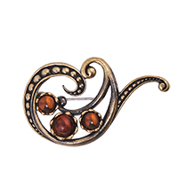 AM-4208 Брошь «Ландыш Завиток» (латунь, янтарь)