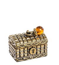 AM- 570 Фигурка «Сундук» (латунь, янтарь)